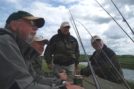 - Laksedrmme ved en -