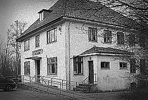 Her bor vi s p den gamle Roskilde Kro...